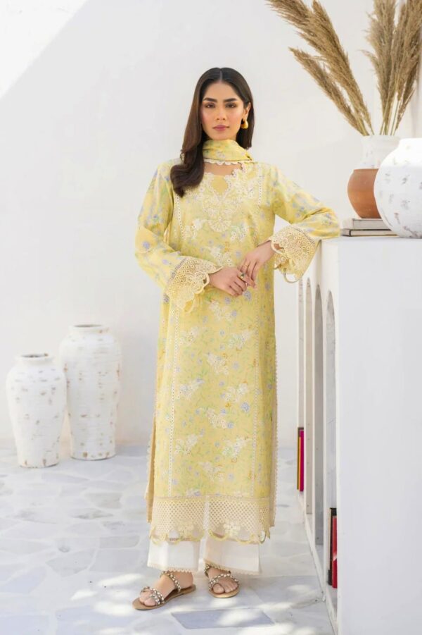 Heer Fabrics Pk 🌸 BAROQUE – Chikankari Printed Embroidered Lawn 3Pc ✨Elegant Patchwork | Lace Dupatta | Free Delivery 🚚 All Over Pakistan 🛍️ Limited Stock – Book Now! - Image 3